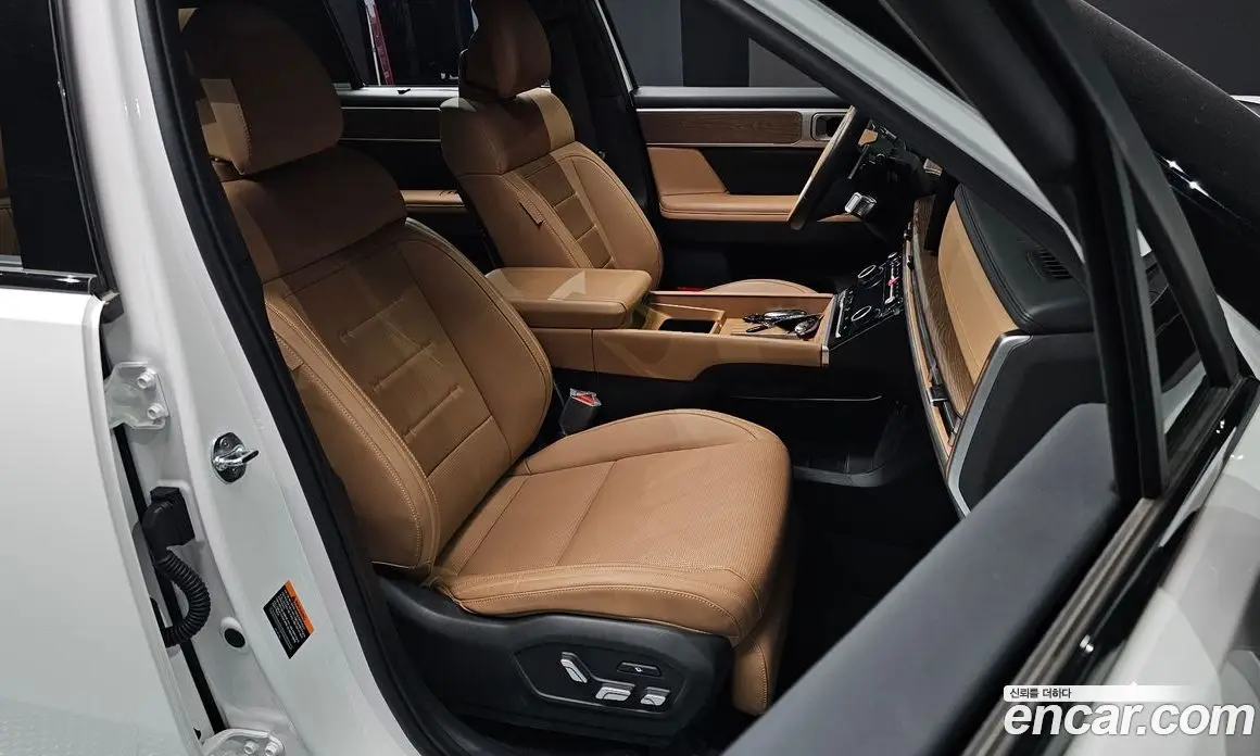 Hyundai Santa Fe 2024 1.6 автомат (гидро), фото 16