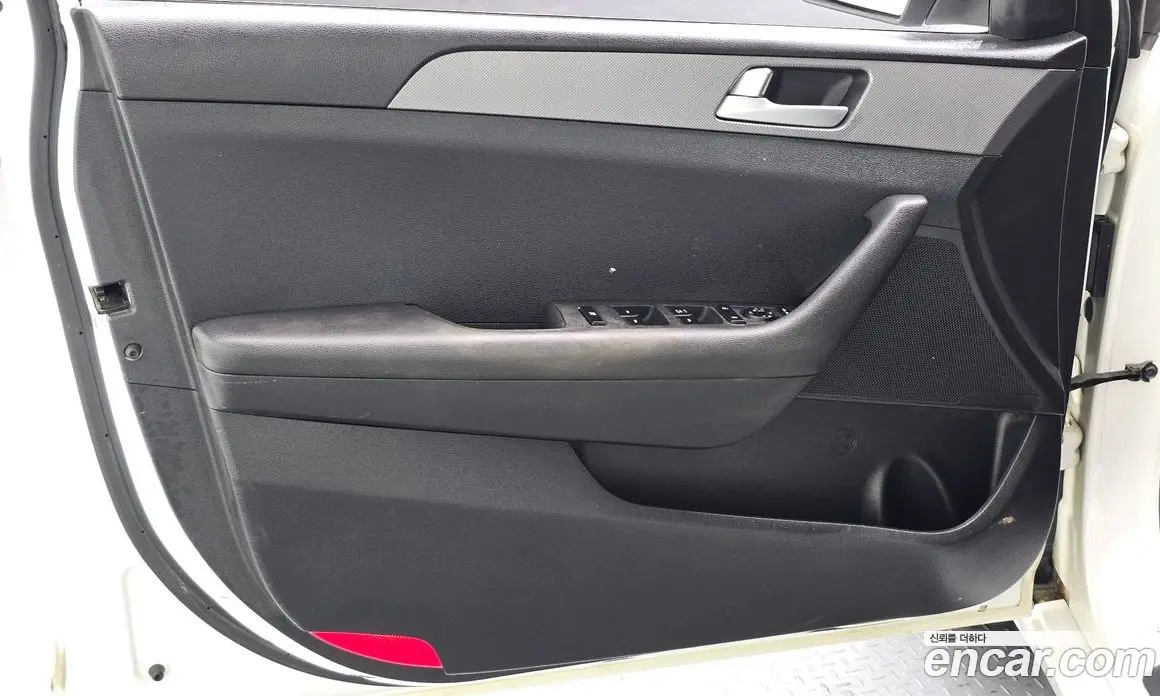 Hyundai Sonata 2014 2.0 автомат (гидро), фото 14 Hyundai Sonata 2014 2.0 автомат (гидро), фото 14
