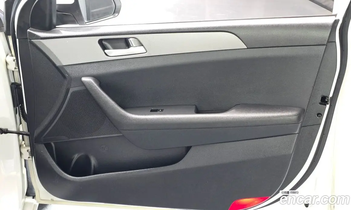 Hyundai Sonata 2014 2.0 автомат (гидро), фото 15 Hyundai Sonata 2014 2.0 автомат (гидро), фото 15
