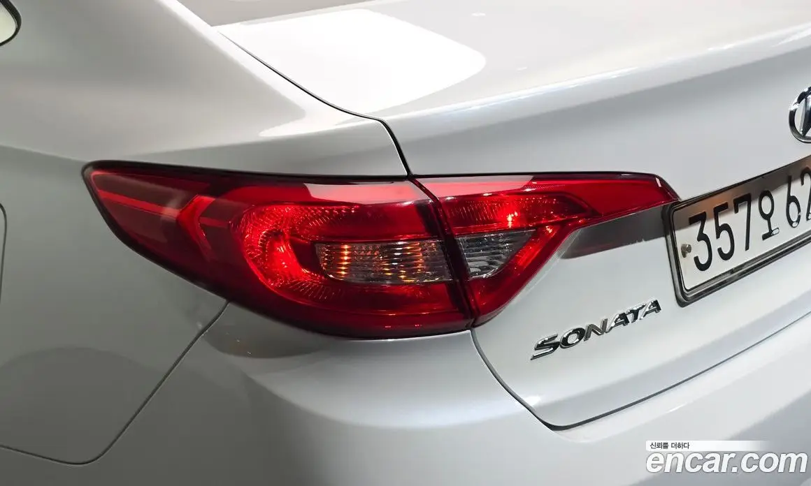 Hyundai Sonata 2014 2.0 автомат (гидро), фото 9 Hyundai Sonata 2014 2.0 автомат (гидро), фото 9