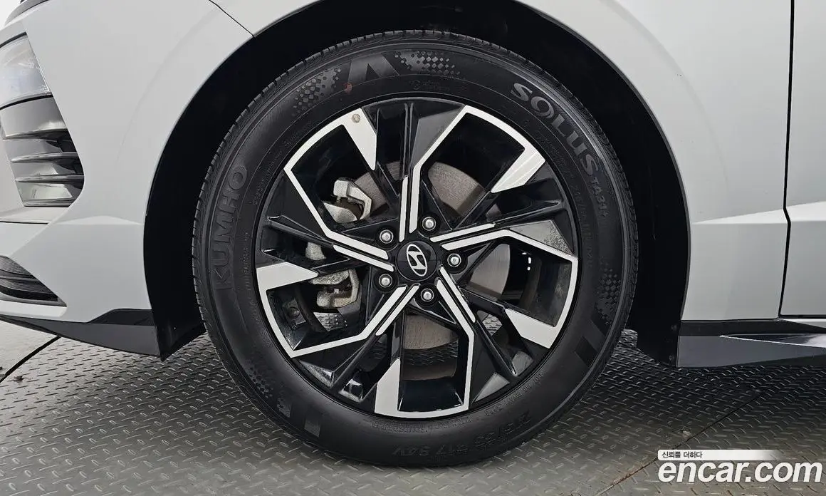 Hyundai Sonata 2023 1.6 автомат (гидро), фото 4