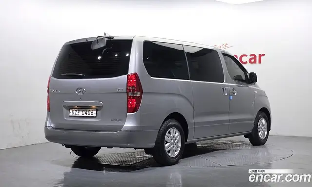 Hyundai Starex 2020 2.5 автомат (гидро), миниатюра 2