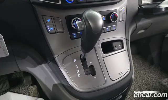 Hyundai Starex 2020 2.5 автомат (гидро), миниатюра 12