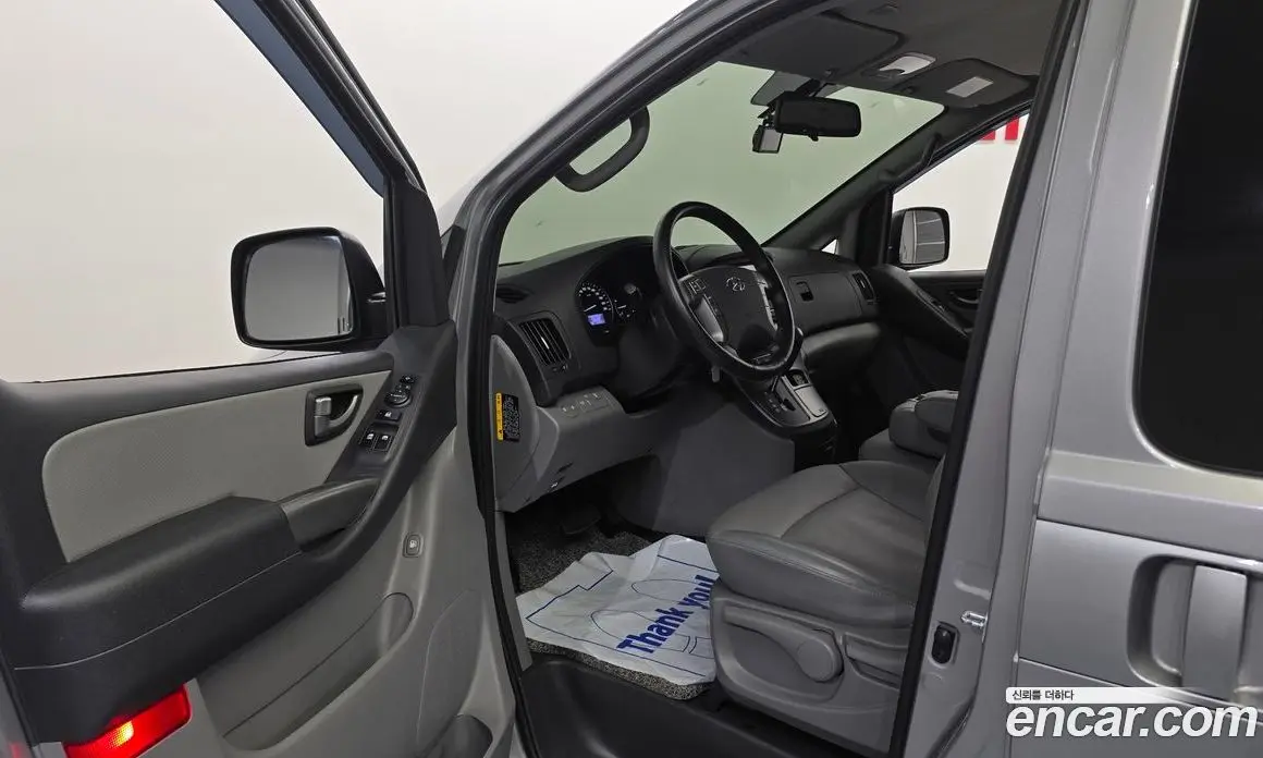 Hyundai Starex 2020 2.5 автомат (гидро), фото 13