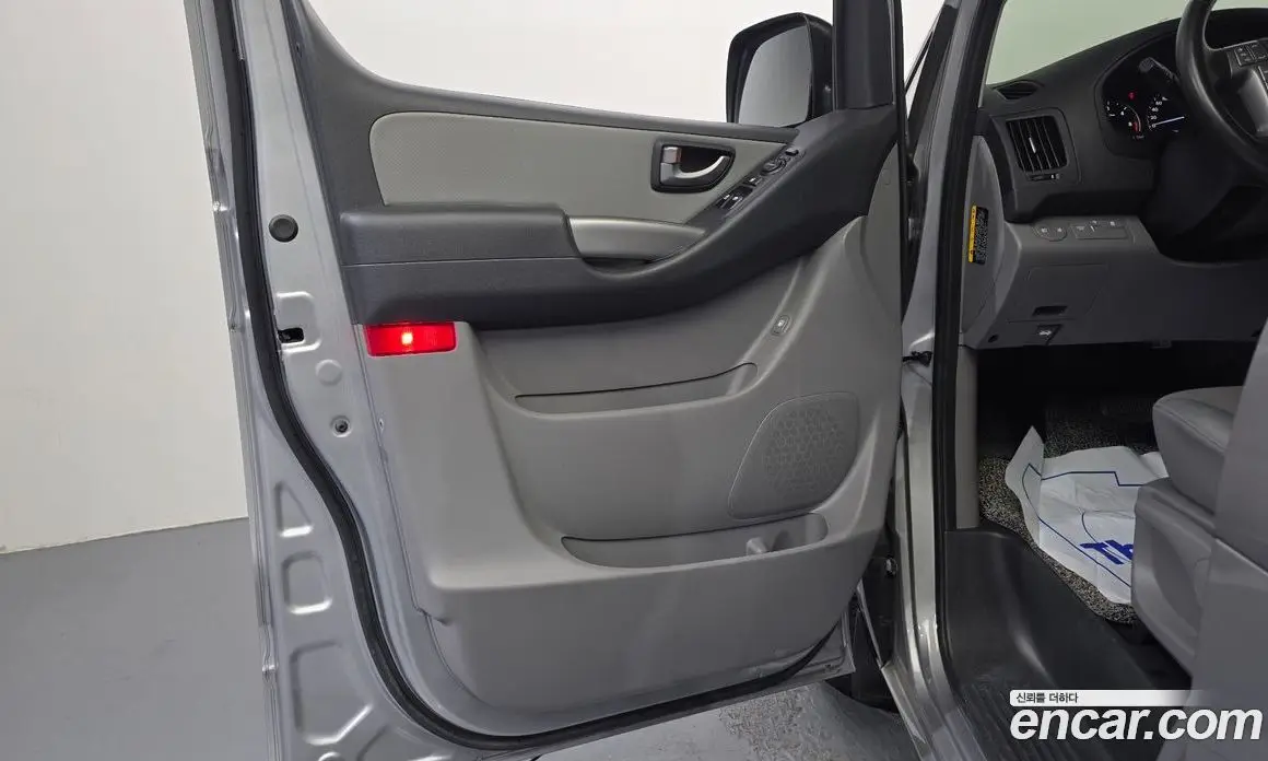 Hyundai Starex 2020 2.5 автомат (гидро), фото 14