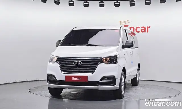 Hyundai Starex 2020 2.5 автомат (гидро), миниатюра 3 Hyundai Starex 2020 2.5 автомат (гидро), миниатюра 3