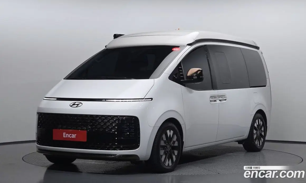 Hyundai Staria 2023 2.2 автомат (гидро), фото 1 Hyundai Staria 2023 2.2 автомат (гидро), фото 1