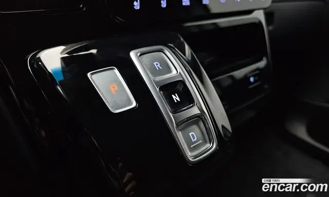 Hyundai Staria 2023 2.2 автомат (гидро), миниатюра 12