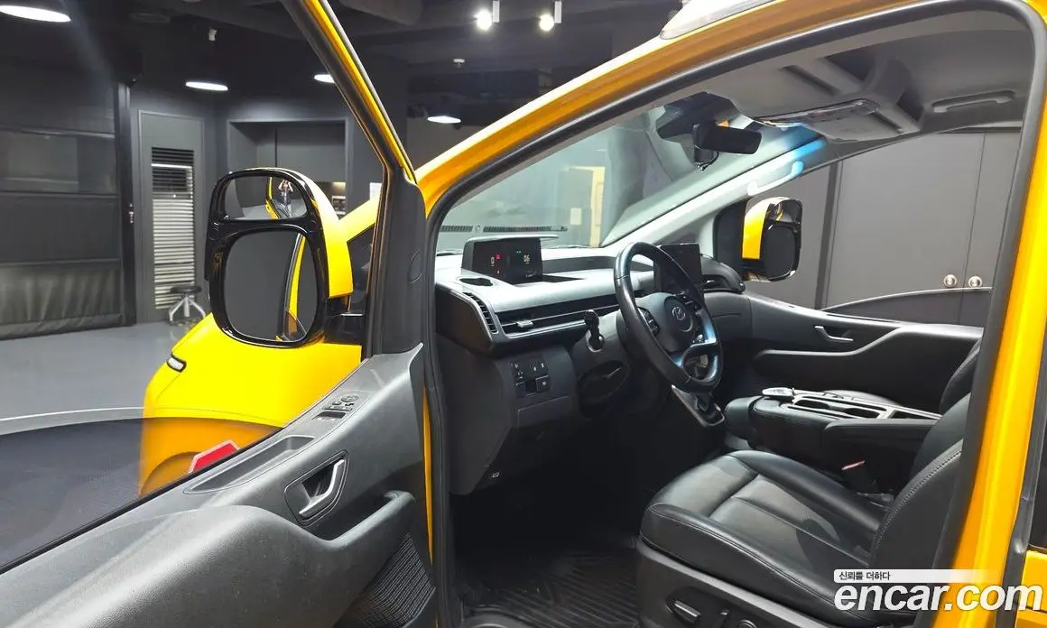 Hyundai Staria 2023 3.5 автомат (гидро), фото 13 Hyundai Staria 2023 3.5 автомат (гидро), фото 13