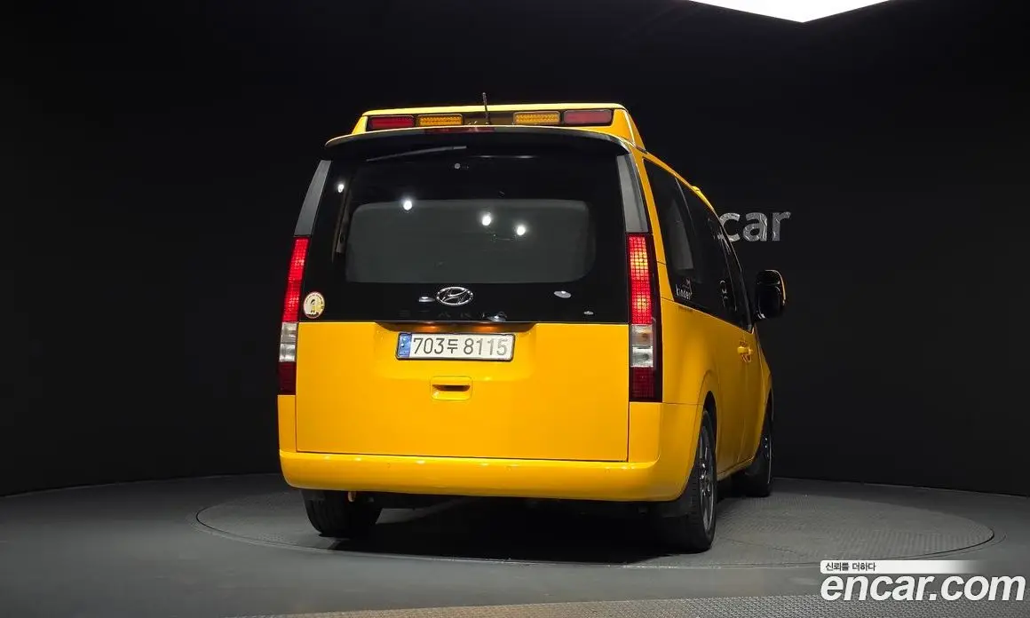 Hyundai Staria 2023 3.5 автомат (гидро), фото 4 Hyundai Staria 2023 3.5 автомат (гидро), фото 4