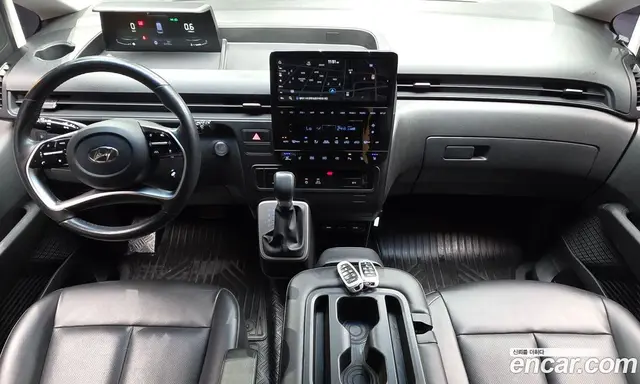 Hyundai Staria 2023 3.5 автомат (гидро), миниатюра 10 Hyundai Staria 2023 3.5 автомат (гидро), миниатюра 10