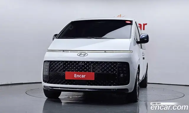 Hyundai Staria 2024 1.6 автомат (гидро), миниатюра 3