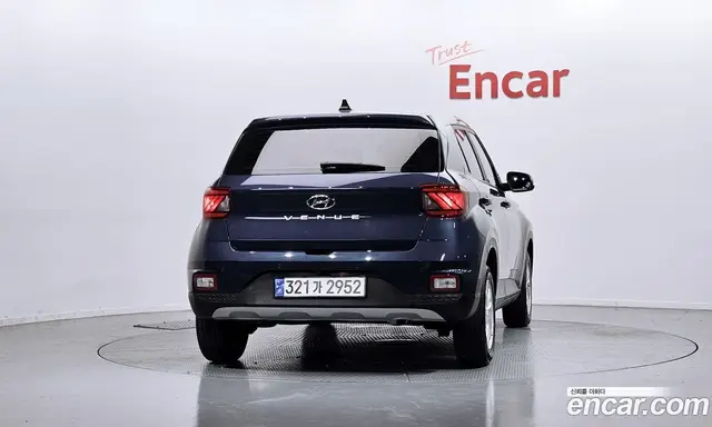 Hyundai Venue 2020 1.6 автомат (гидро), миниатюра 4