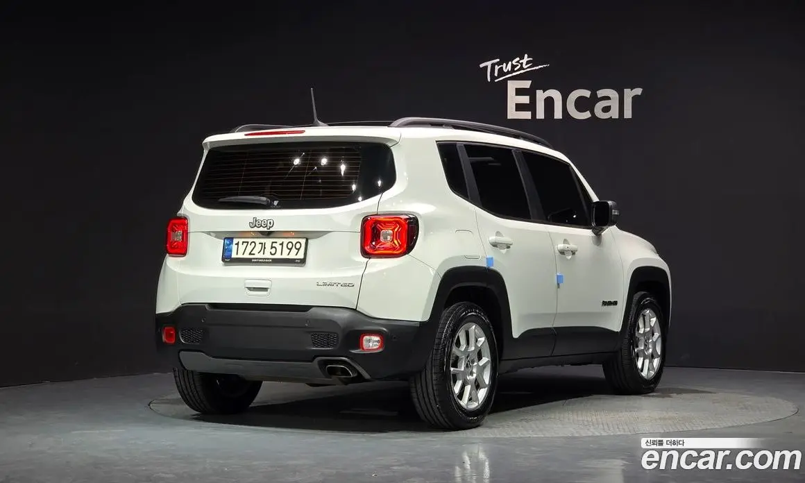 Jeep Renegade 2021 2.4 автомат (гидро), фото 2 Jeep Renegade 2021 2.4 автомат (гидро), фото 2