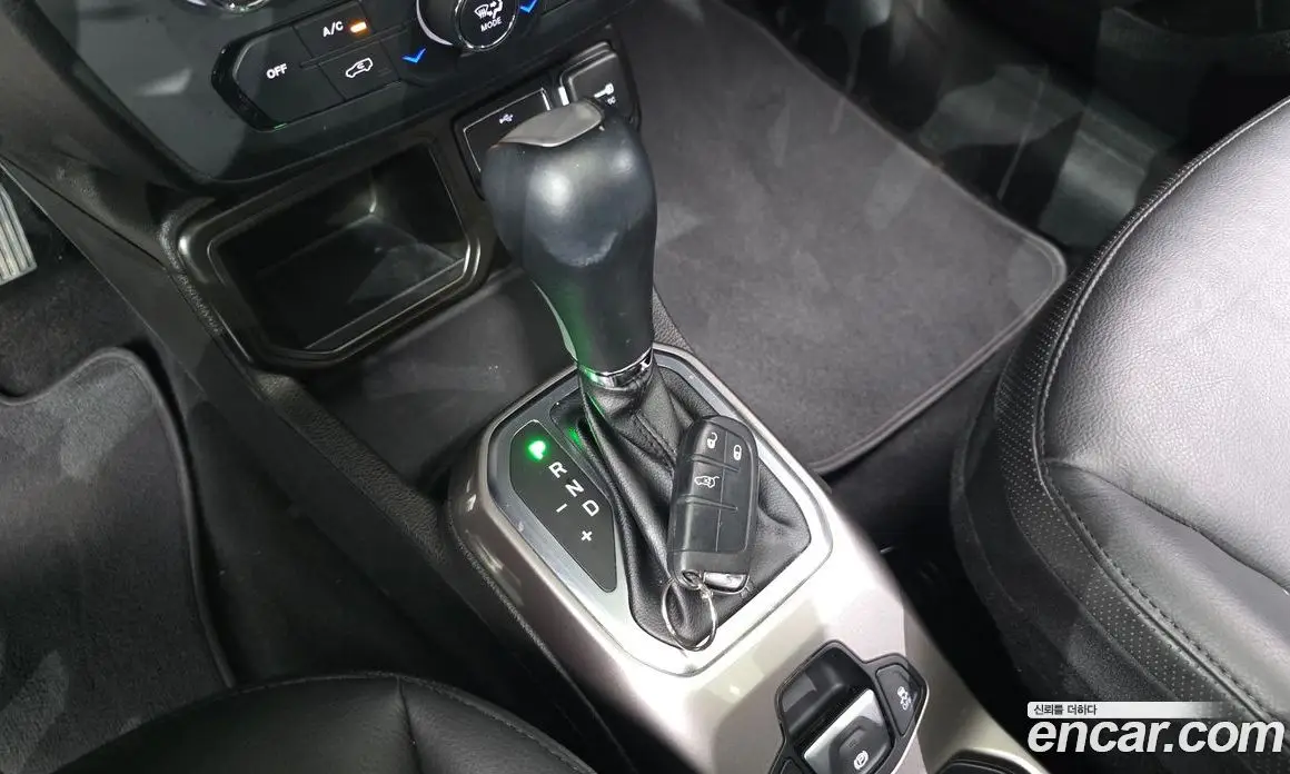 Jeep Renegade 2021 2.4 автомат (гидро), фото 12 Jeep Renegade 2021 2.4 автомат (гидро), фото 12