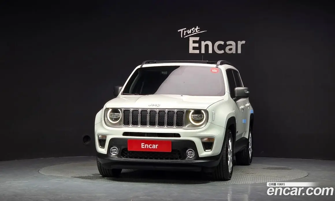 Jeep Renegade 2021 2.4 автомат (гидро), фото 3 Jeep Renegade 2021 2.4 автомат (гидро), фото 3
