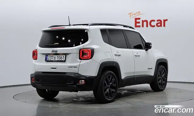 Jeep Renegade, 2023, 23 569 км