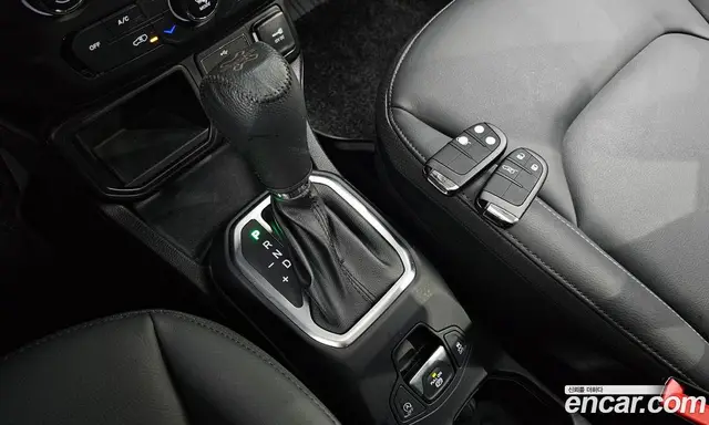 Jeep Renegade 2023 1.3 автомат (гидро), миниатюра 11