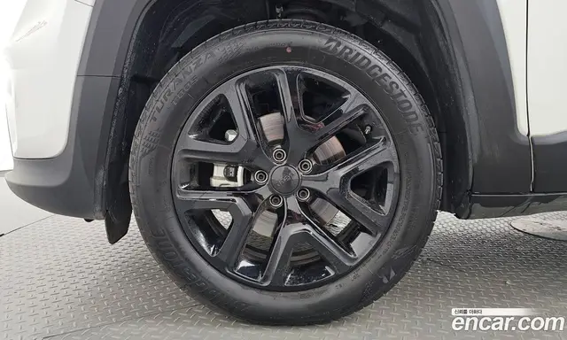 Jeep Renegade 2023 1.3 автомат (гидро), миниатюра 4