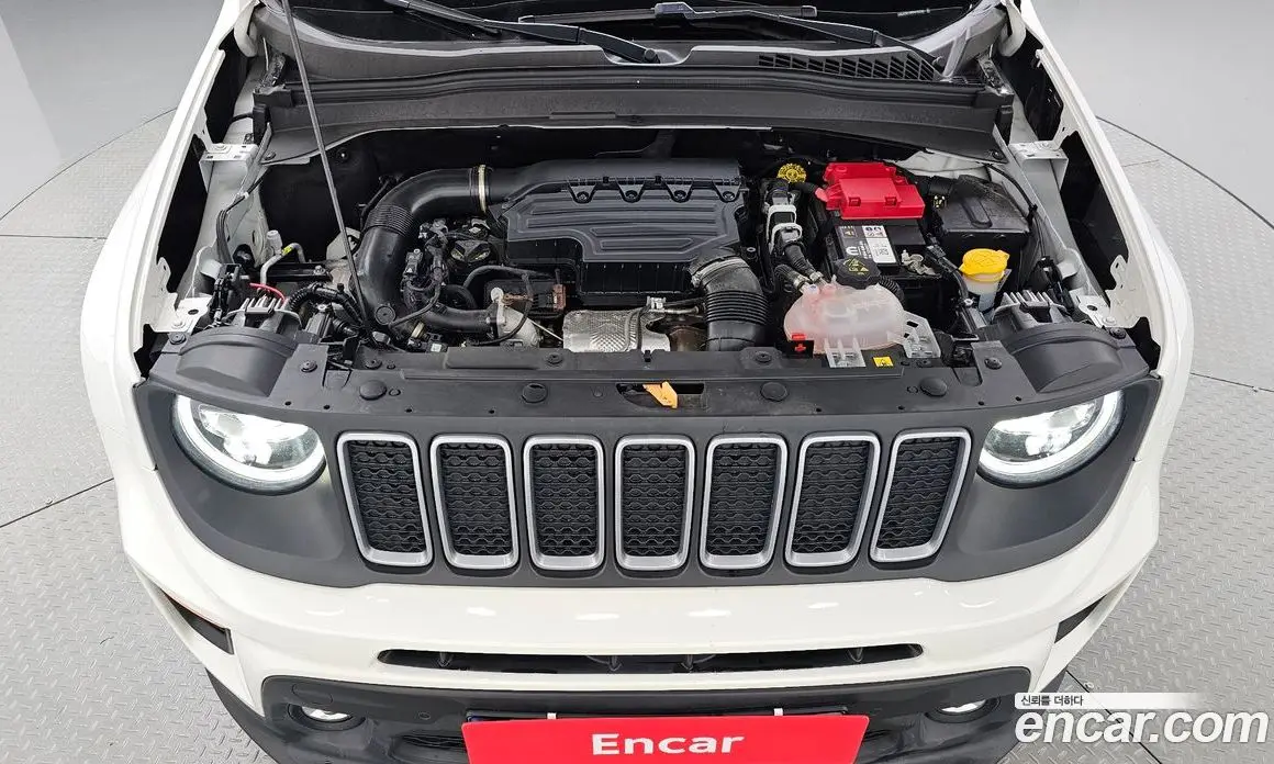 Jeep Renegade 2023 1.3 автомат (гидро), фото 5