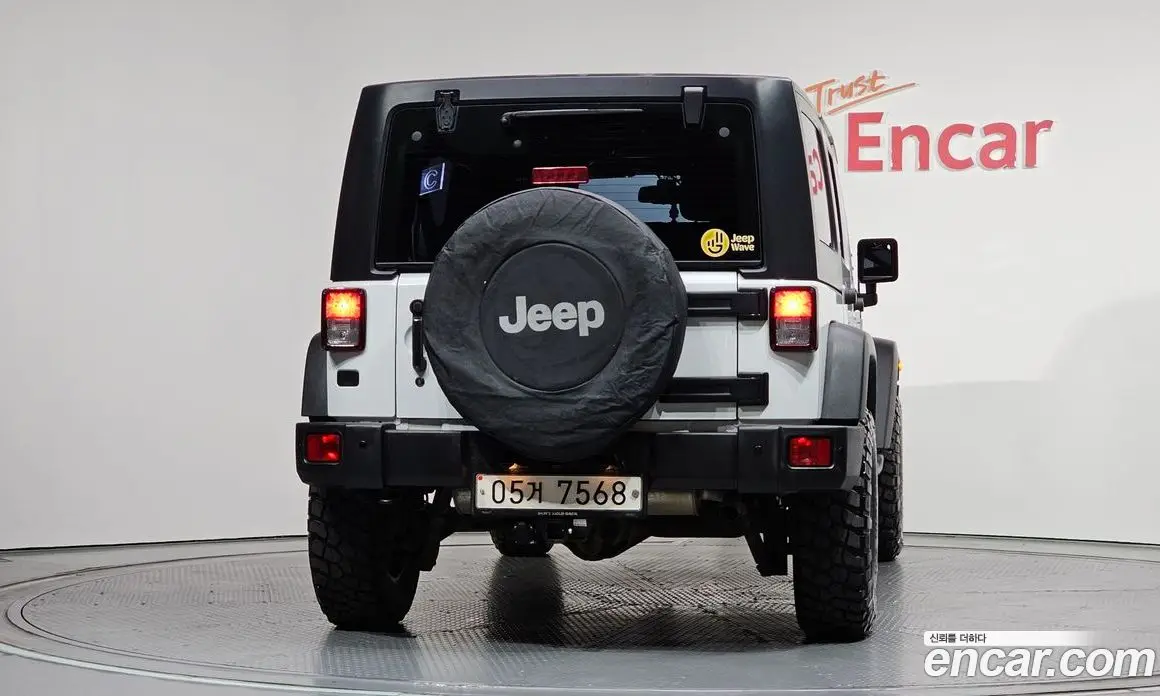 Jeep Wrangler 2017 3.6 автомат (гидро), фото 4 Jeep Wrangler 2017 3.6 автомат (гидро), фото 4