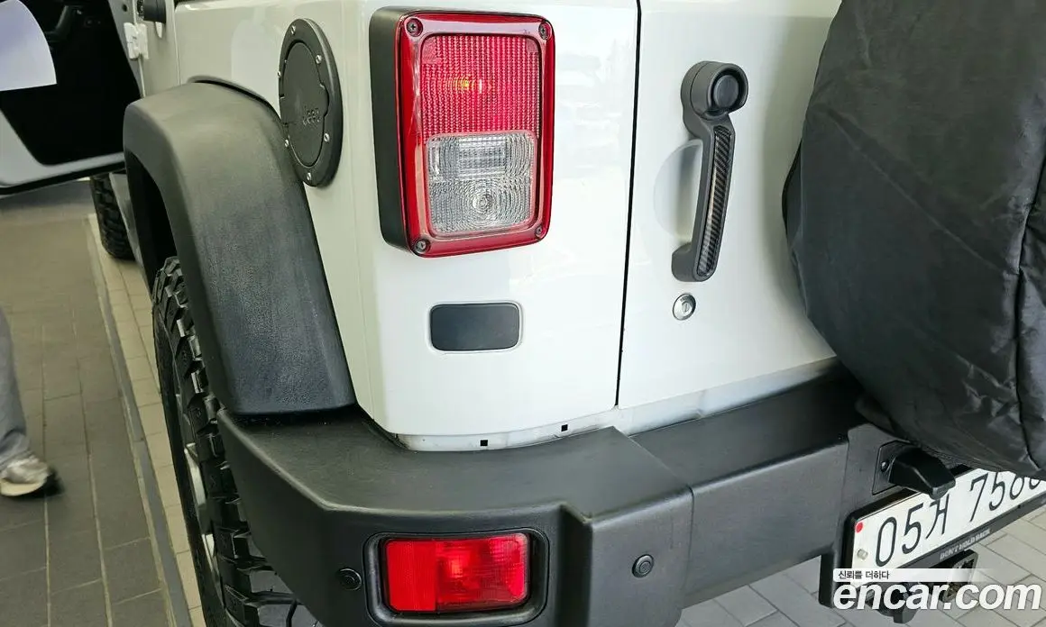 Jeep Wrangler 2017 3.6 автомат (гидро), фото 9 Jeep Wrangler 2017 3.6 автомат (гидро), фото 9