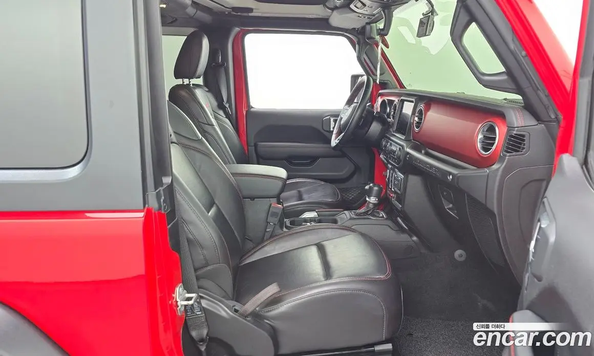 Jeep Wrangler 2021 2.0 автомат (гидро), фото 16 Jeep Wrangler 2021 2.0 автомат (гидро), фото 16