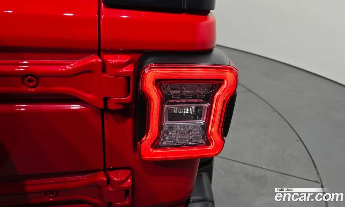 Jeep Wrangler 2021 2.0 автомат (гидро), фото 9 Jeep Wrangler 2021 2.0 автомат (гидро), фото 9