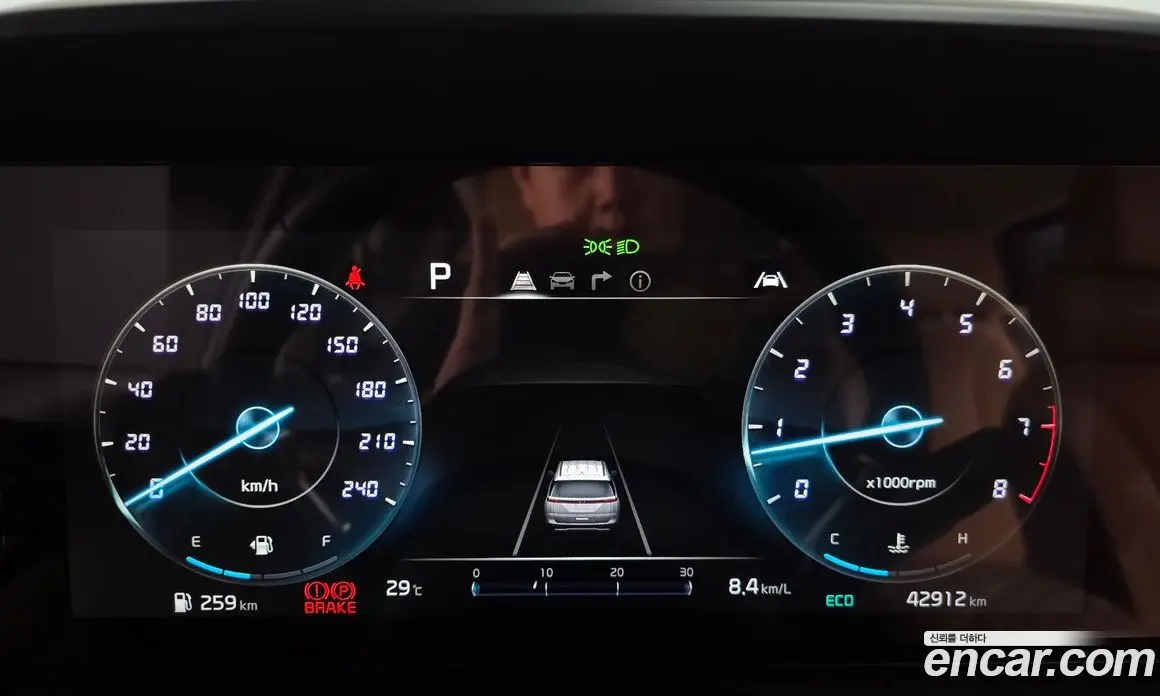 Kia Carnival 2021 3.5 автомат (гидро), фото 11