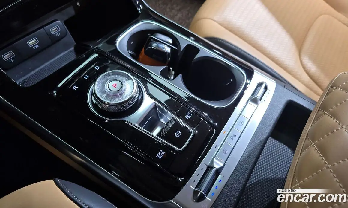 Kia Carnival 2021 3.5 автомат (гидро), фото 12