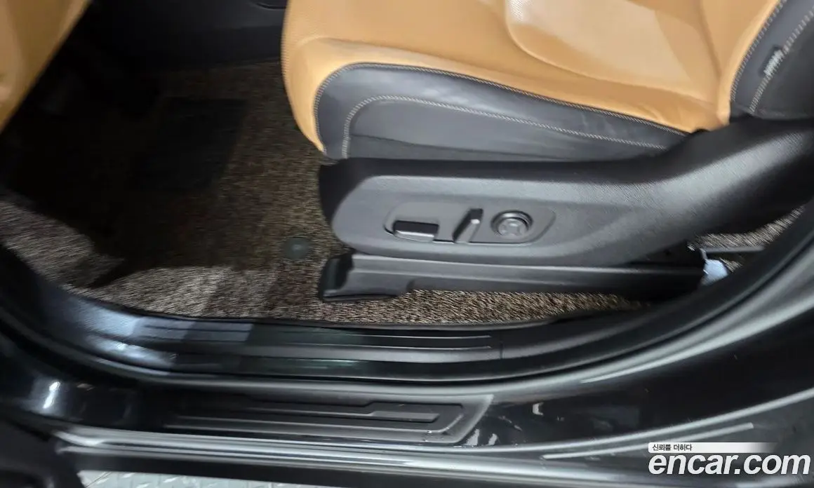 Kia Carnival 2021 3.5 автомат (гидро), фото 19