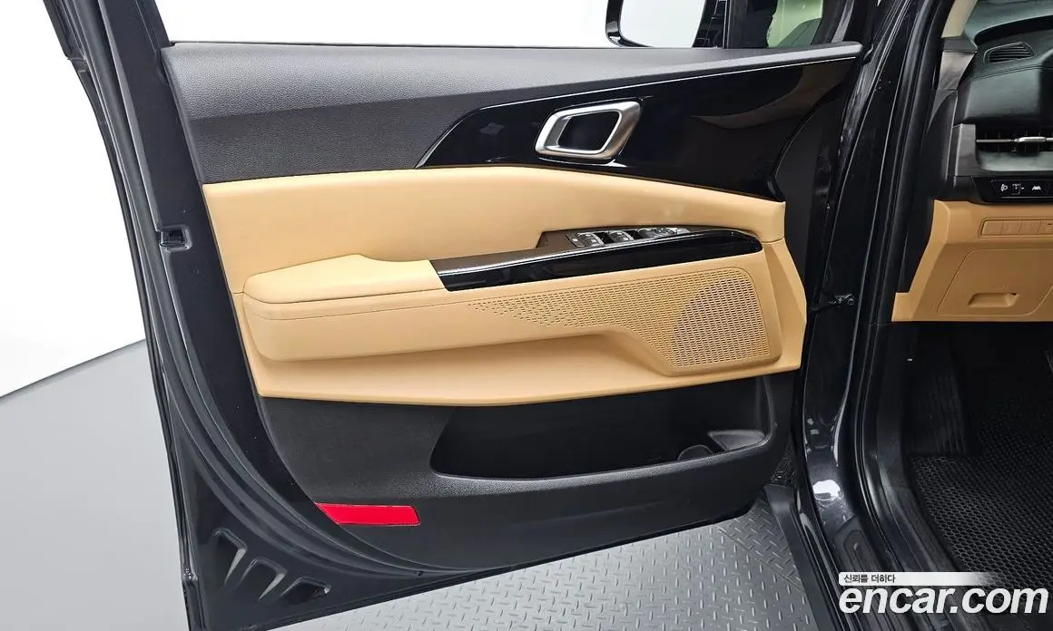 Kia Carnival 2023 2.2 автомат (гидро), фото 14