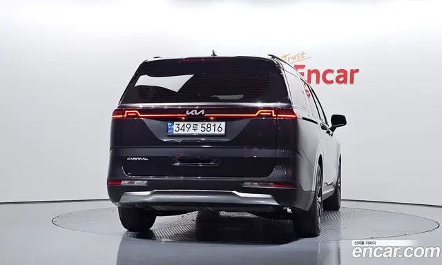 Kia Carnival 2023 2.2 автомат (гидро), миниатюра 4