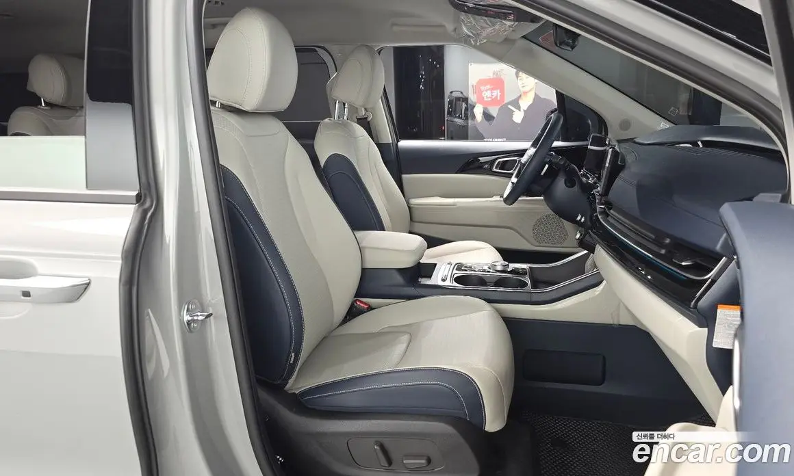 Kia Carnival 2025 1.6 автомат (гидро), фото 16
