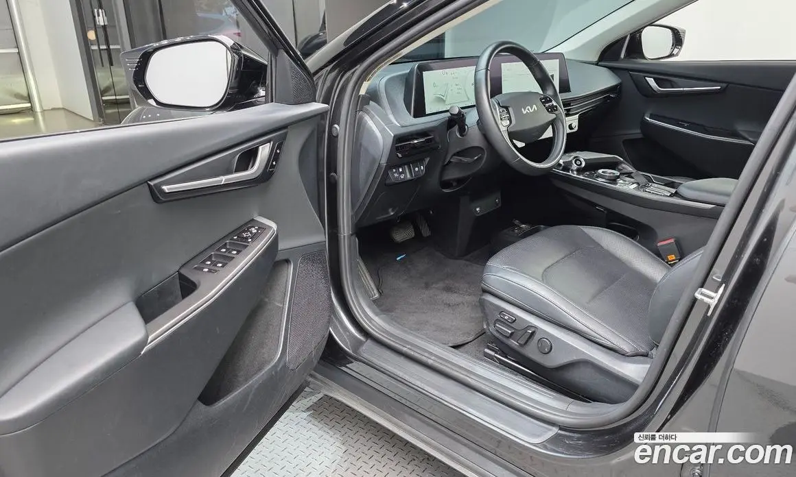 Kia EV6 2022 0.1 автомат (гидро), фото 13 Kia EV6 2022 0.1 автомат (гидро), фото 13