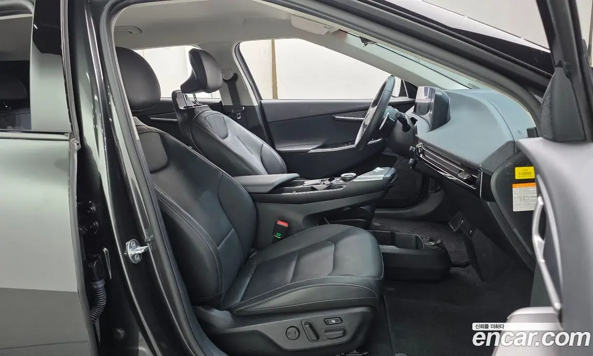 Kia EV6 2022 0.1 автомат (гидро), фото 16 Kia EV6 2022 0.1 автомат (гидро), фото 16