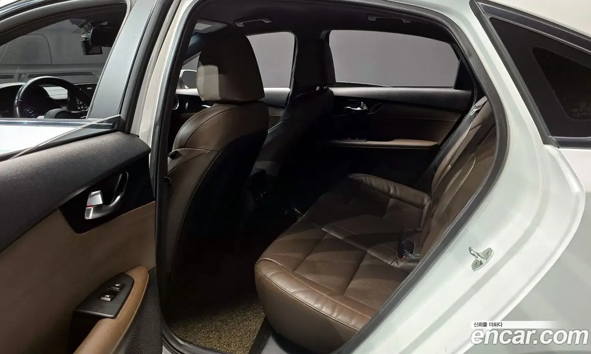 Kia K3 2020 1.6 автомат (гидро), фото 16 Kia K3 2020 1.6 автомат (гидро), фото 16