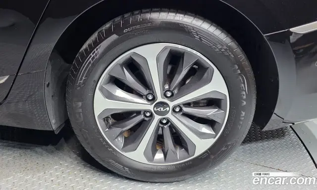 Kia K8 2023 1.6 автомат (гидро), миниатюра 7