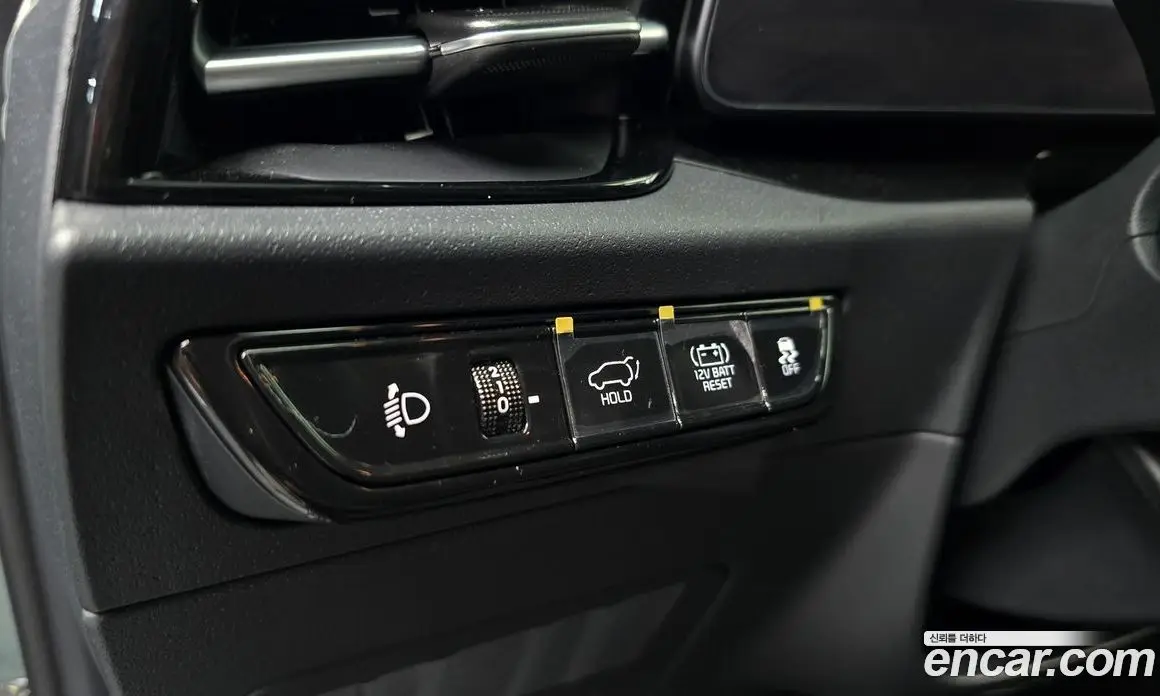Kia Niro 2025 1.6 автомат (гидро), фото 20 Kia Niro 2025 1.6 автомат (гидро), фото 20