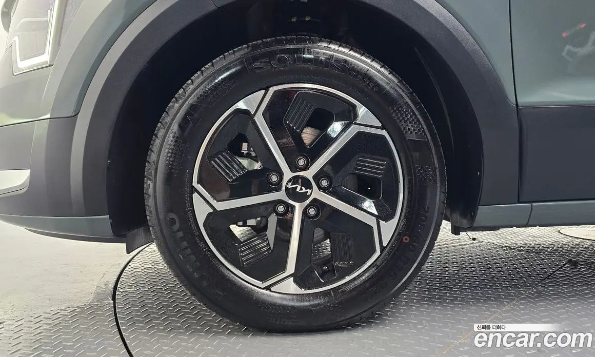 Kia Niro 2025 1.6 автомат (гидро), фото 5 Kia Niro 2025 1.6 автомат (гидро), фото 5