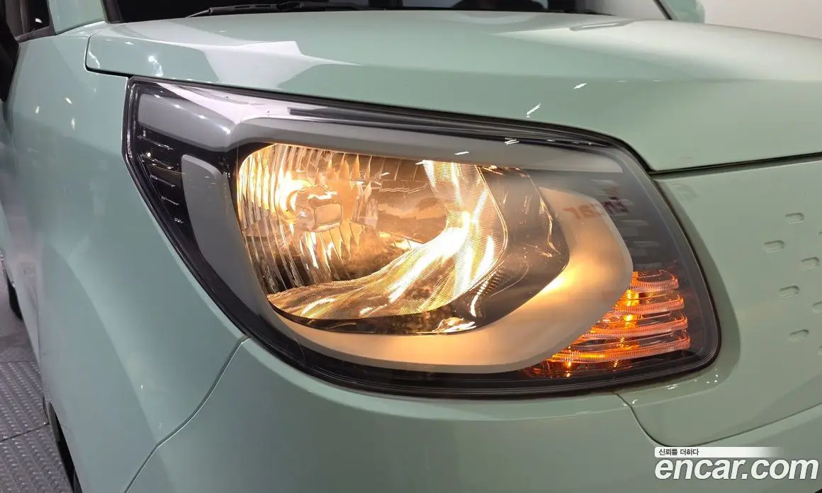 Kia Ray 2021 1.0 автомат (гидро), фото 8