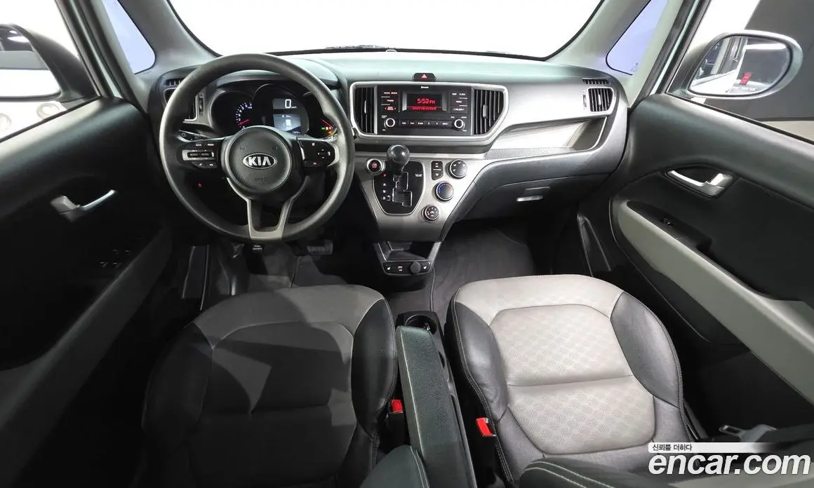 Kia Ray 2021 1.0 автомат (гидро), фото 10