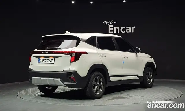 Kia Seltos 2024 2.0 автомат (гидро), миниатюра 2