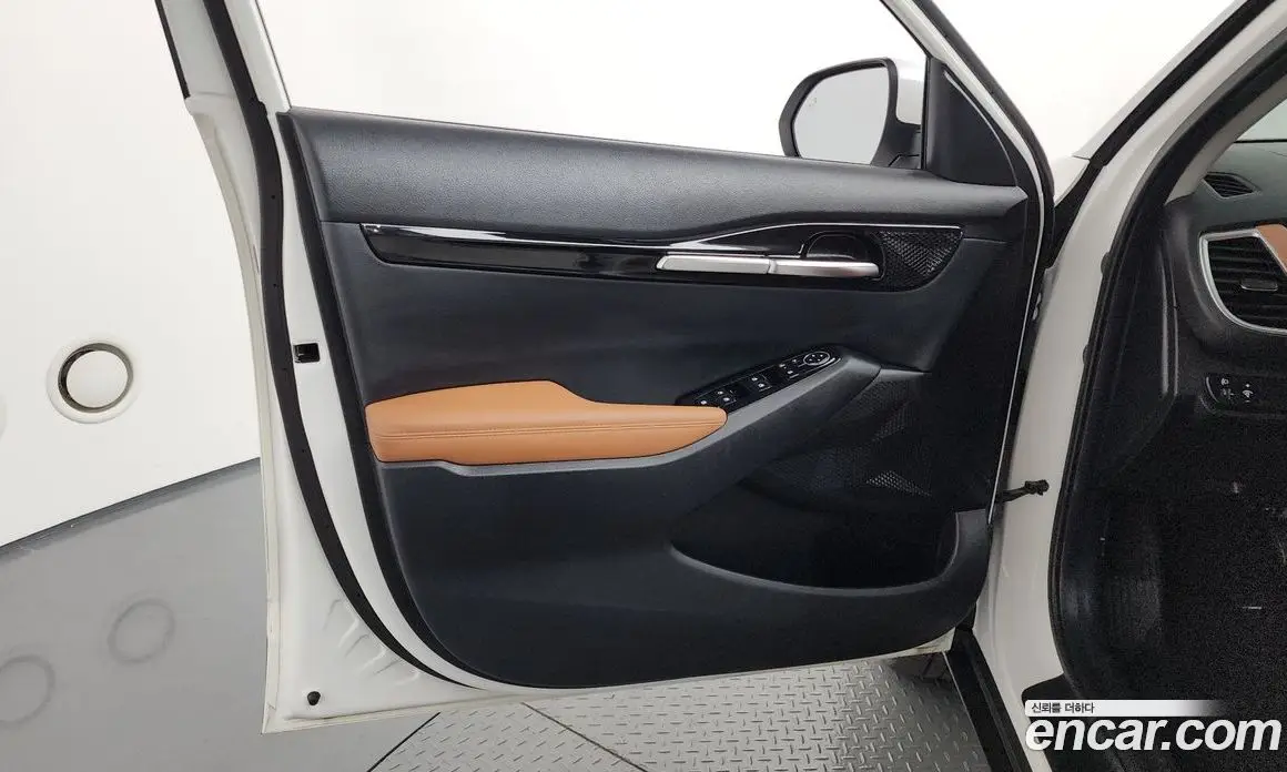 Kia Seltos 2025 1.6 автомат (гидро), фото 14 Kia Seltos 2025 1.6 автомат (гидро), фото 14