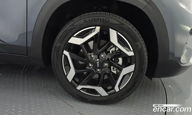 Kia Seltos 2025 1.6 автомат (гидро), миниатюра 5