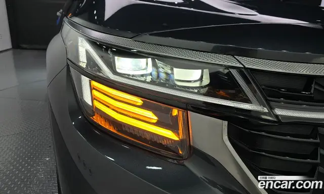 Kia Seltos 2025 1.6 автомат (гидро), миниатюра 8