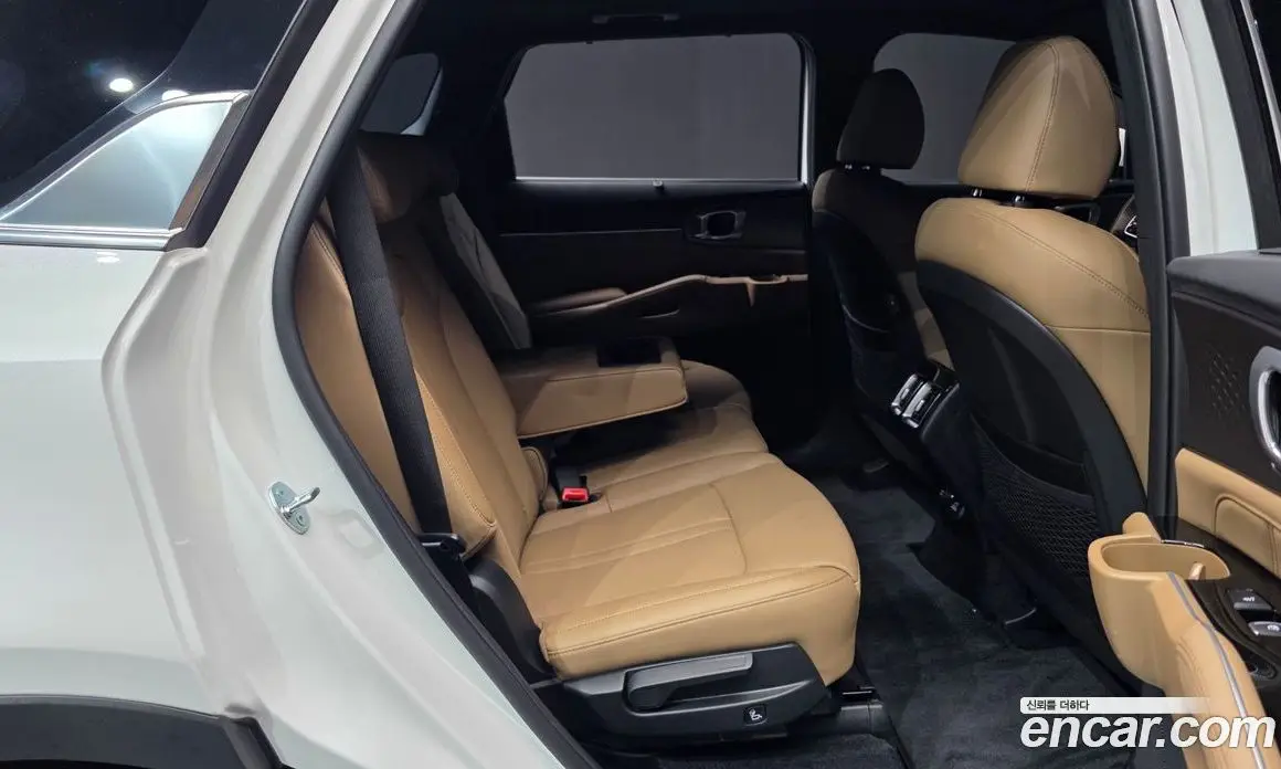 Kia Sorento 2025 2.5 автомат (гидро), фото 18 Kia Sorento 2025 2.5 автомат (гидро), фото 18