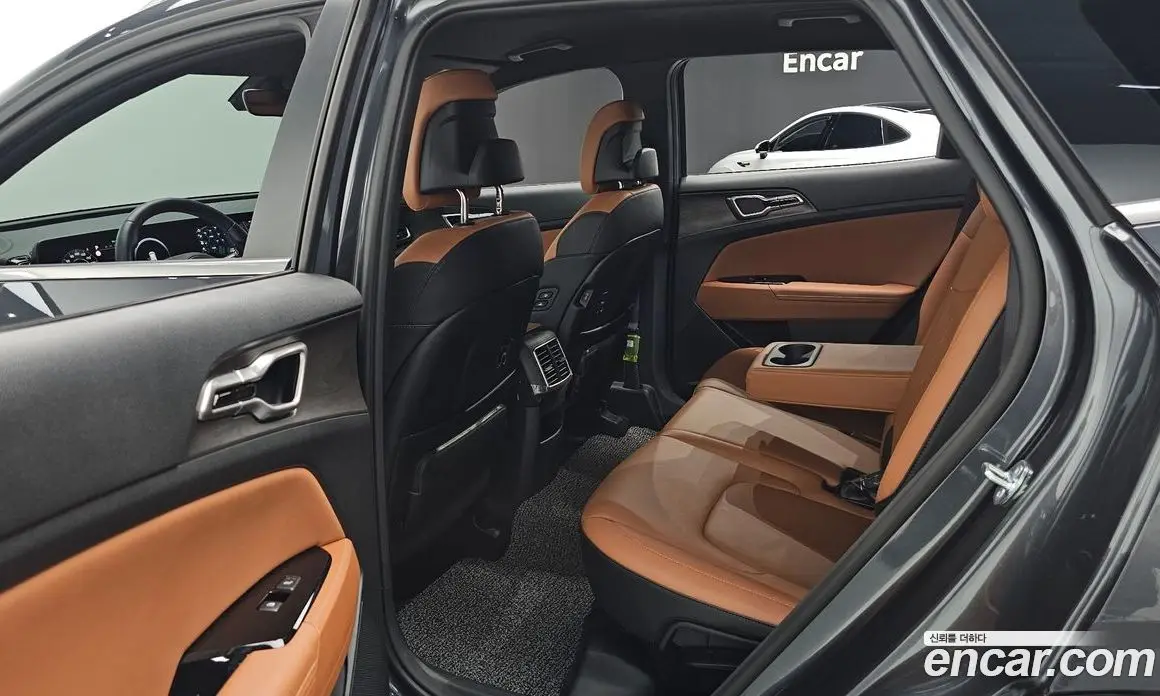 Kia Sportage 2023 1.6 автомат (гидро), фото 18 Kia Sportage 2023 1.6 автомат (гидро), фото 18