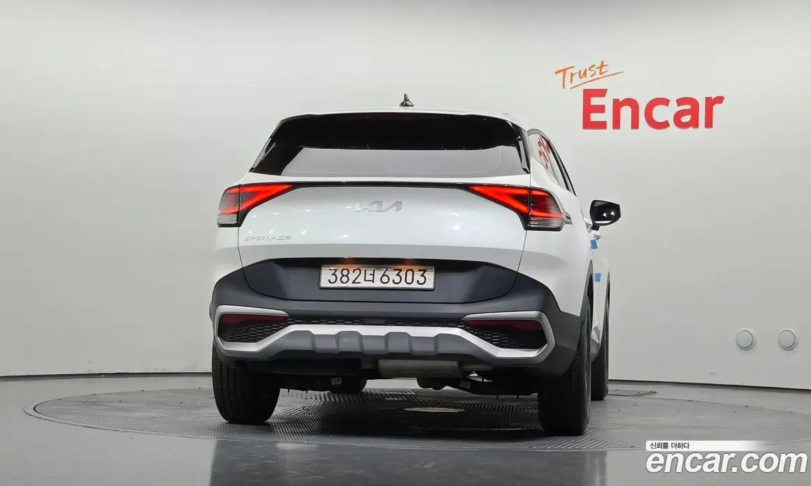 Kia Sportage 2023 2.0 автомат (гидро), фото 4 Kia Sportage 2023 2.0 автомат (гидро), фото 4
