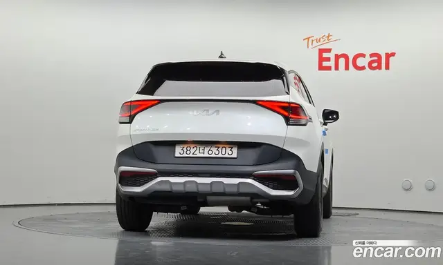 Kia Sportage 2023 2.0 автомат (гидро), миниатюра 4 Kia Sportage 2023 2.0 автомат (гидро), миниатюра 4
